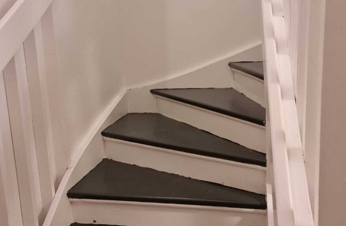 Poste House | Superbe Maison 8 Pièces Rénovée Sur103,20m2 à 3 min à Pied du Parc du Héron