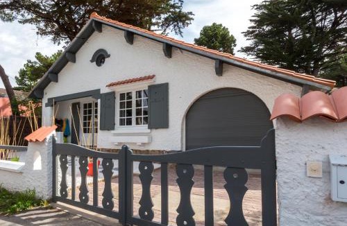 La Baule-Escoublac House | Superbe maison 9 pers grand jardin de plain pieds, proche plage et marché,