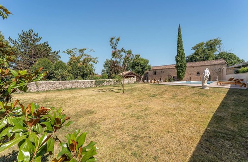 Rauzan House | Superbe maison avec piscine