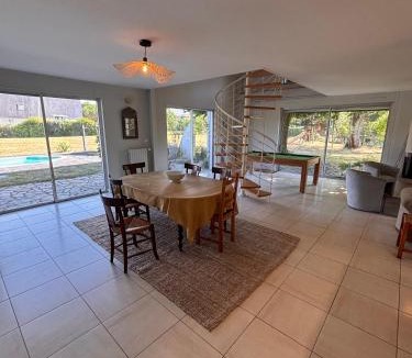 Mesquer Villa | Superbe Maison Mesquer 200 mètres plage 11 pers
