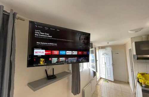 Sarcelles Apartment | Superbe Newly renovated flat