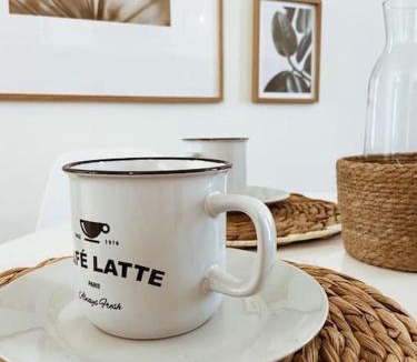 Quartier des Eaux-Claires Apartment | Superbe: parking gratuit + wifi puissant + balcon
