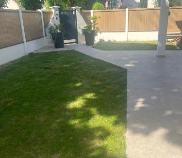 Les Clayes-sous-Bois Apartment | Superbe studio neuf & design - 20 min Versailles