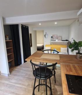 Pamiers Apartment | SUPERBE Studio avec coin nuit TOUT EQUIPE !