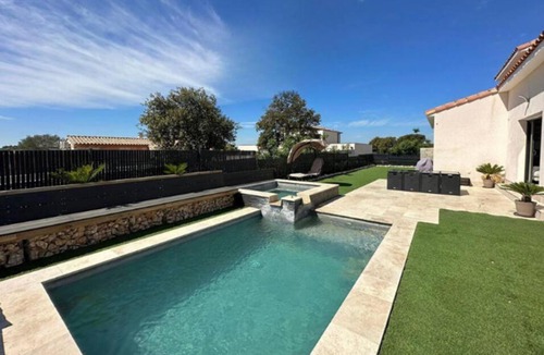Poulx Villa | Superbe villa avec piscine
