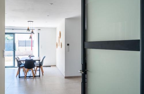 Connaux Villa | Superbe villa climatisée