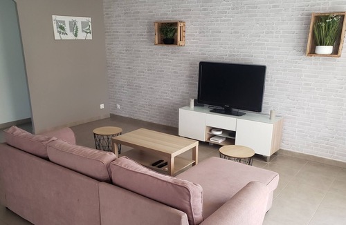 Fleury Villa | Superbe Villa de 100 m2 Avec Jacuzzi à 5 Minutes des Plages