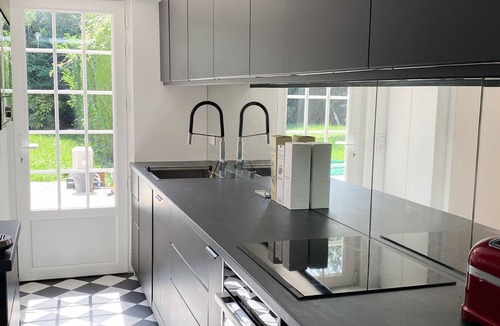 Touques House | Superbe Villa with garden, calm and sunny, close to beaches