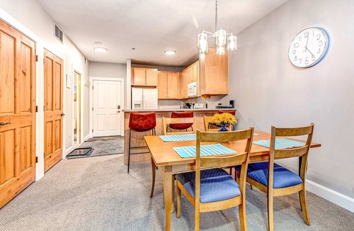 Kimball Junction Condo | Superbly Updated Condo with Mountain Views, Shared Pool, Hot Tub, Walking Paths