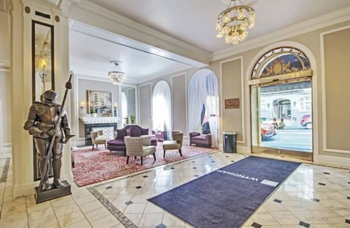 Union Square Resort | Superbowl Weekend