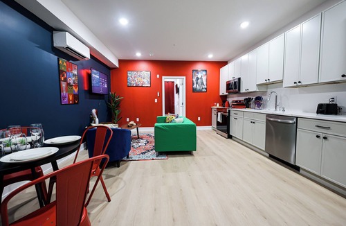 East Parkside Apartment | Superhero Stay Marvel Fan Paradise.