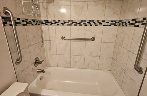Mesquite House | SUPERHOST Luxury Praise Place: 2-b/rm, 1 bath in Mesquite/CRIB/ConventionCenter