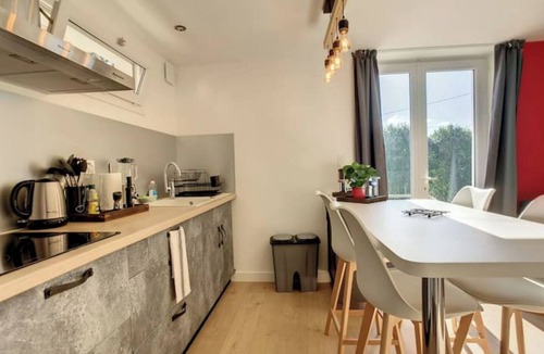 St-Meme-le-Tenu Apartment | Superior apartment n°1