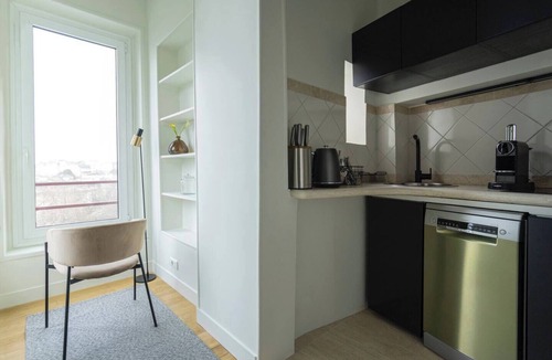 Quartier de l'Ecole-Militaire Apartment | Superior Apartment at Invalides