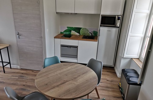 Malicorne-sur-Sarthe Apartment | Superior apartment 4 pers