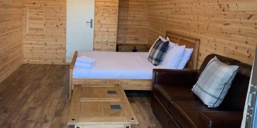 Kingsley Hotel | Superior Glamping Pod with Hot Tub