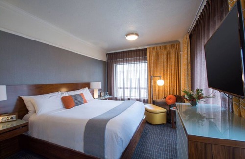Downtown Portland Hotel | Superior King | Global Fusion + Tailored Luxury