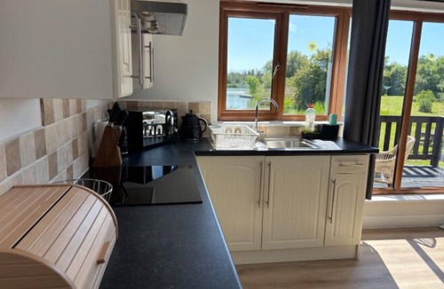 Bridgwater Apartment | Superior One bed Lakeside apartment