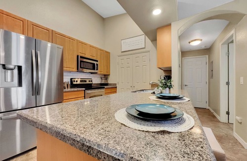 Parkwood Ranch Condo | Superstition Mountains! Condo with Heated Pool! Sleeps 6.