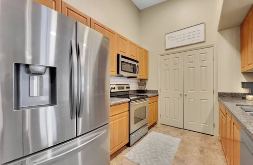 Parkwood Ranch Condo | Superstition Mountains! Condo with Heated Pool! Sleeps 6.
