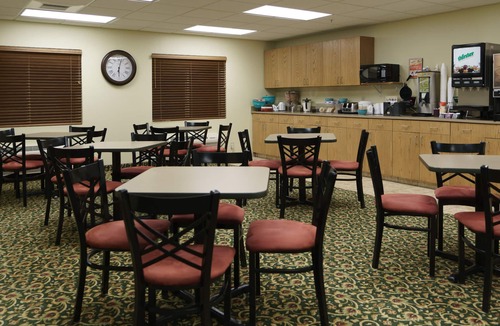 Creston Hotel | Supertel Inn & Conference Center