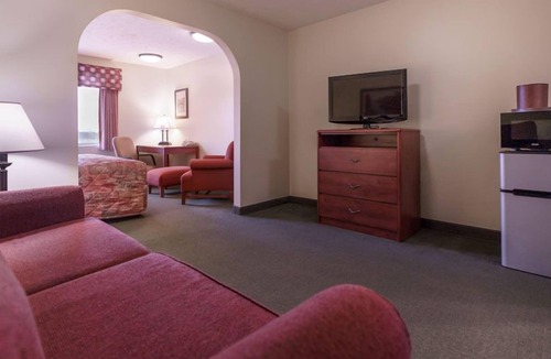 Creston Hotel | Supertel Inn & Conference Center
