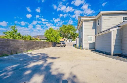 Greater East End Apartment | SuperValue Suite #6 @ East End Revitalized
