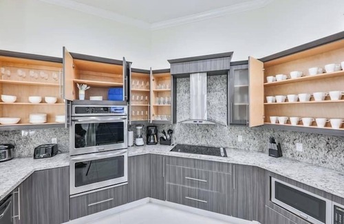 Davie House | Supremacy STR-6110