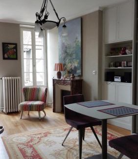 Vierzon Apartment | SUPREMATISME Appartement de Prestige