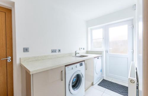 Sheerness Apartment | Supreme Class Properties