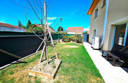 Pontcharra Villa | Suréquipée avec cuisine extérieure, climatisation