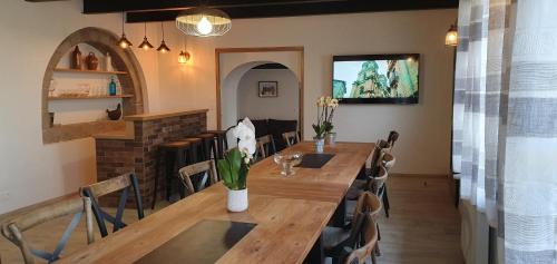 Gouezec House | Sur La Route Des Myrtilles