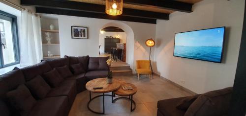 Gouezec House | Sur La Route Des Myrtilles