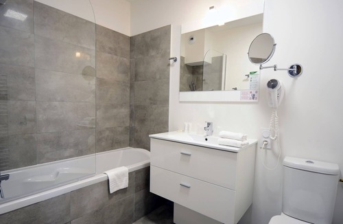 Les Chalets - Saint-Aubin - Saint-Etienne Apartment | Sur la Rue Colombette ! Suite équipée