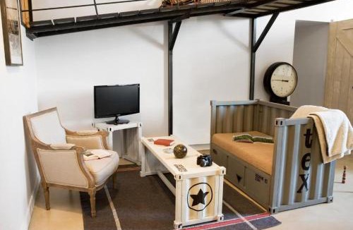 Quai de la Fosse Apartment | Sur les pas de Jules Verne