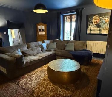 Dracy-les-Couches House | Sur Les Roches