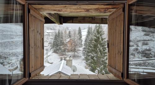 Roubion Ski Chalet | Sur Un Petit Nuage