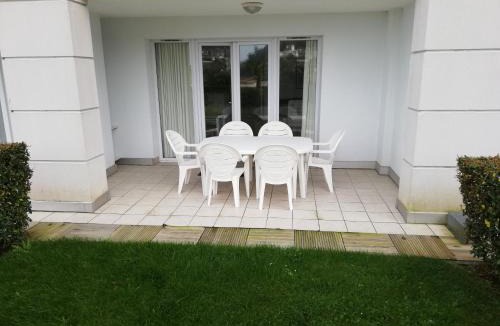 Treboul Apartment | Surcouf
