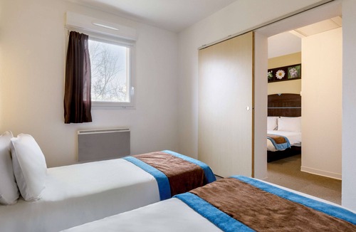 Saint-Amand-les-Eaux Hotel | Sure Hotel by Best Western Saint-Amand-Les-Eaux