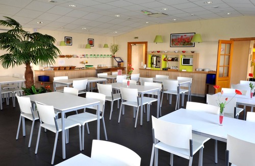 Saint-Herblain Hotel | Sure Hotel by Best Western Nantes Saint-Herblain