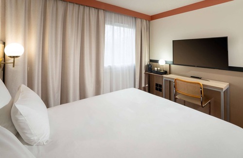Zone Activite Nord-Ouest Hotel | Sure Hotel by Best Western Caen Mémorial