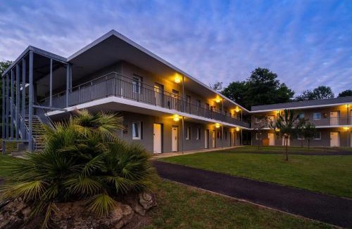 Saint-Pierre-du-Mont Hotel | Sure Hotel by Best Western Mont-de-Marsan
