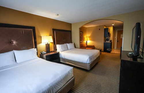 Lexington Hotel | SureStay by Best Western Lexington