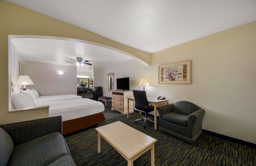 Falfurrias Hotel | SureStay Hotel by Best Western Falfurrias