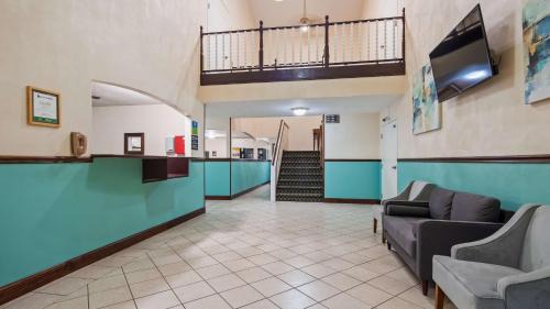 Greenville Hotel | SureStay Hotel by Best Western Greenville