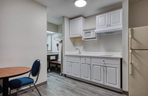 Terrell Hotel | SureStay Hotel by Best Western Terrell