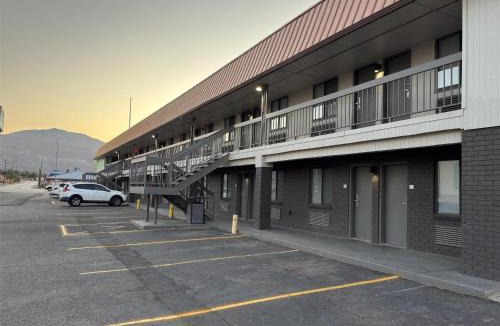 Alamogordo Hotel | SureStay Plus by Best Western Alamogordo White Sands