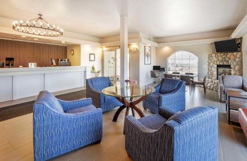 Enterprise Hotel | SureStay Plus by Best Western Enterprise