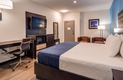 Humble Hotel | SureStay Plus Hotel by Best Western Humble