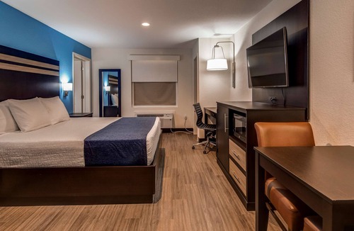 Humble Hotel | SureStay Plus Hotel by Best Western Humble